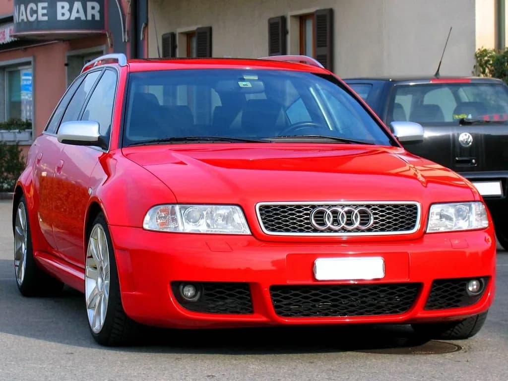 Audi RS4 Avant B5
