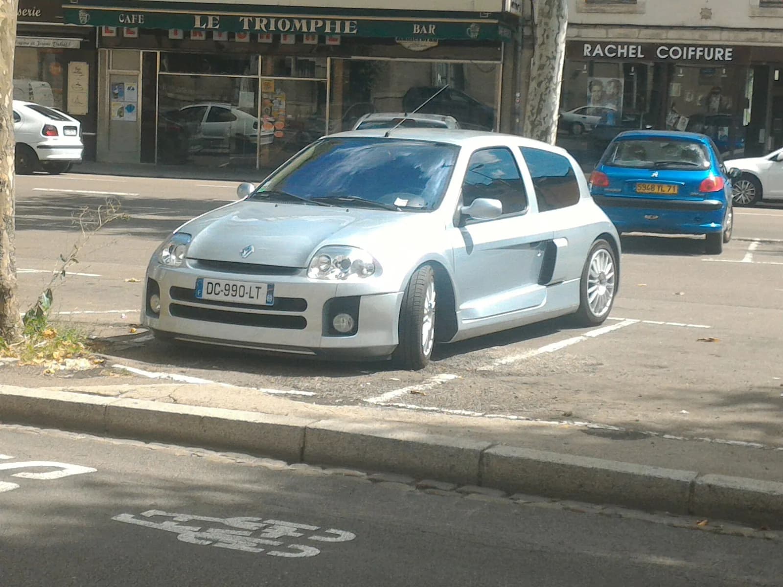 Renault Clio V6